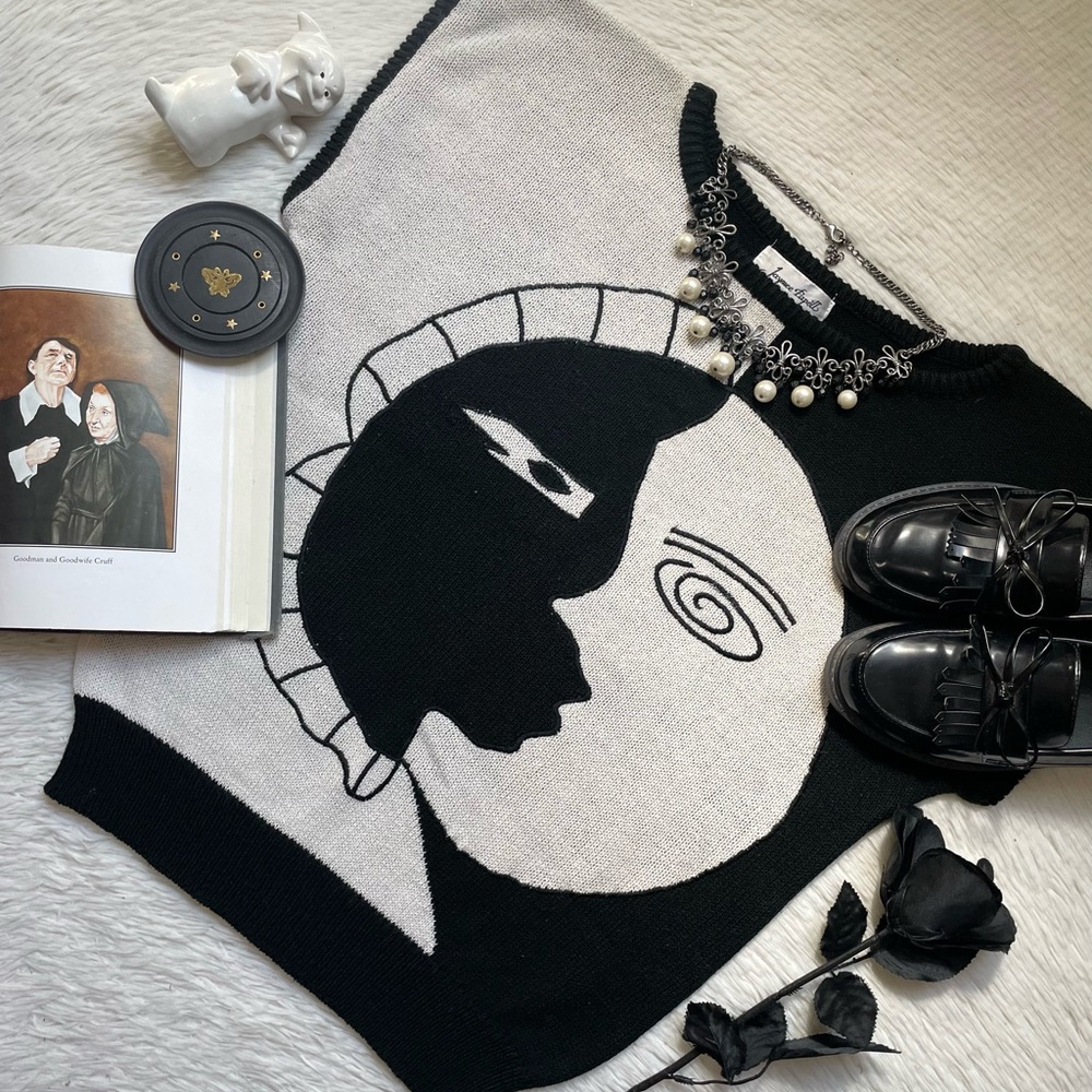 Vintage Jaymee Papell abstract two face moon acrylic black and white sweater top - Picture 14 of 14